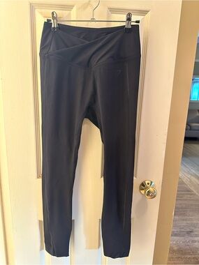 Gymshark High Waisted Crossover Leggings - Black